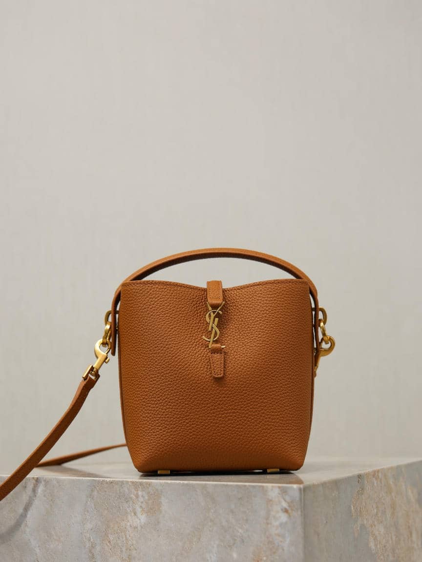 1 Bucket Bag-40
